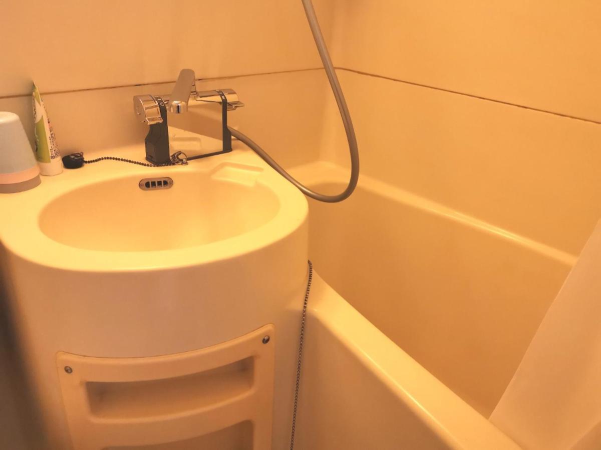 Dp -Self Check In- Will Send Room Number And Password Tokyo Bagian luar foto